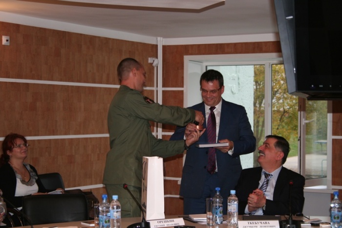 муп кк десногорск фото. жкх десногорск. алейников служба благоустройства десногорск. седунков вячеслав владимирович десногорск. мсч-135 десногорск кротов.